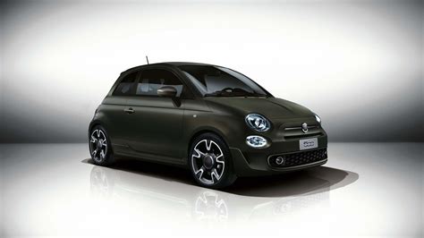 2017 Fiat 500S: Small car, big statement, bigger stereo