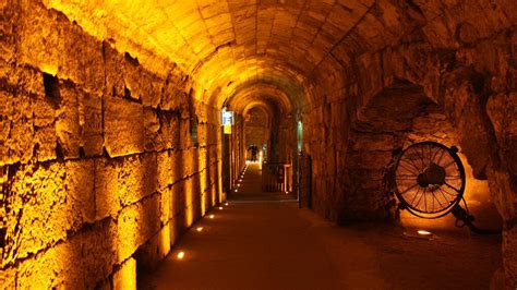 A Visit to the Western Wall Tunnels | Wall Street International Magazine