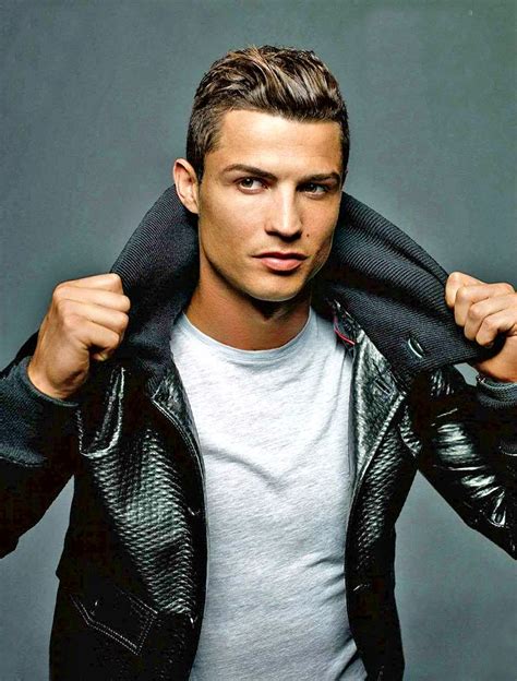 Cristiano Ronaldo … | Cristiano ronaldo haircut, Ronaldo haircut ...