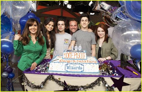 Full Sized Photo of wizards waverly 100 episodes 02 | Wizards of Waverly Place Celebrates 100 ...