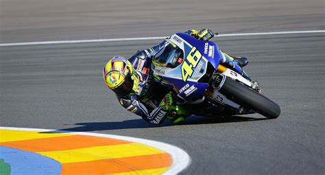 Valentino Rossi (46) – Yamaha Factory | La poignée dans l'angle