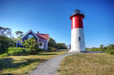 On the Hunt for Lighthouses on Cape Cod - Travelationship