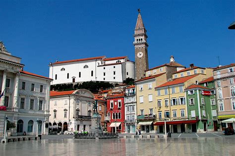 15 Beautiful Tartini Square Photos To Inspire You To Visit Piran, Slovenia