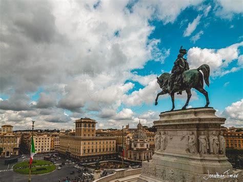 Equestrian Statue at Altare della Patria - Rome, Itlay | In the Limelight