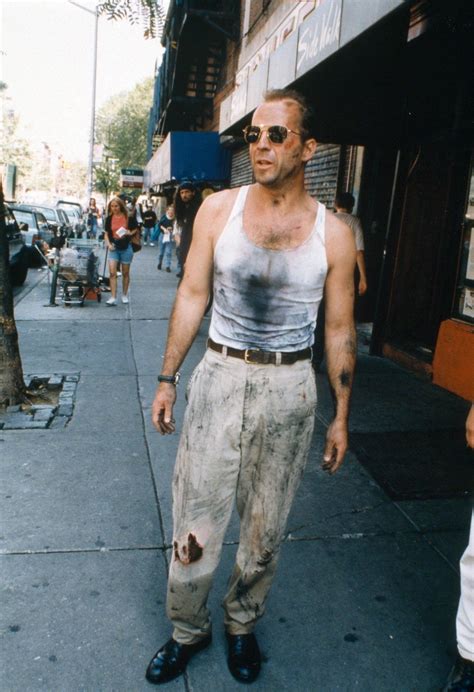 Bruce Willis on the set of Die Hard with a Vengeance (1995) - Images Images