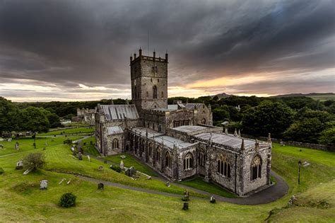 St Davids Cathedral – In Photos dot Org