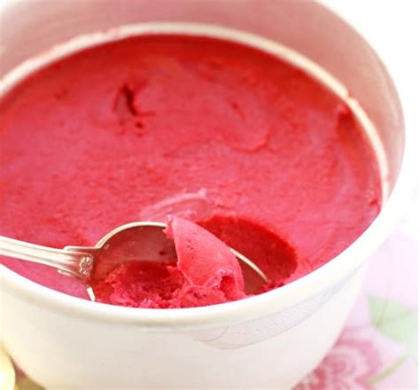 Raspberry Sorbet recipe – How to Make Raspberry Sorbet — Eatwell101