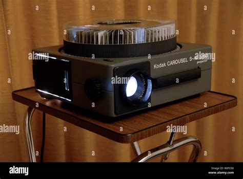 Kodak carousel slide projector hi-res stock photography and images - Alamy