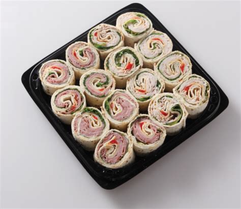 Deli Weekender Small Pinwheel Combo Tray, 32 Oz - Kroger