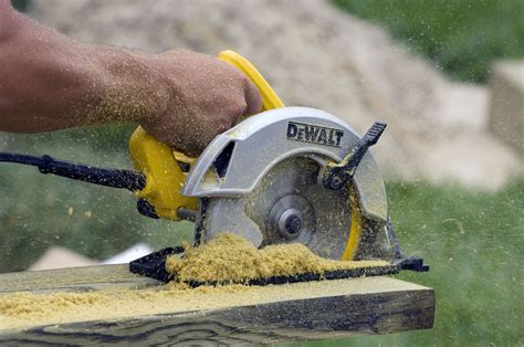 Circular Saw Blades: Types and Uses Complete Guide