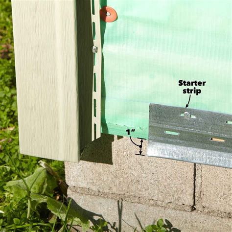 13 Simple Vinyl Siding Installation Tips — The Family Handyman