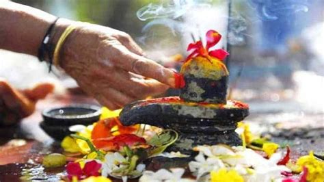 Shiva Puja Monday: सोमवार के दिन इस विधि से करें भगवान शिव की पूजा, पूरी होगी हर मनोकामना ...