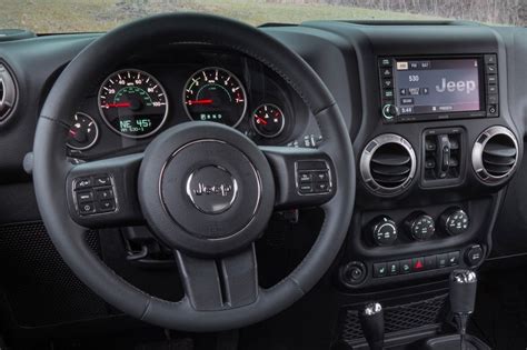 2017 Jeep Scrambler Interior | Reviewmotors.co