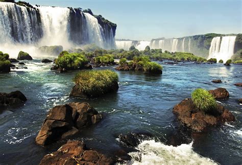 10 Best Iguazu Falls Tours & Trips 2023/2024 - TourRadar