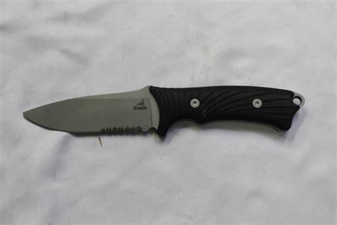 Gerber Fixed Blade Knife | Property Room