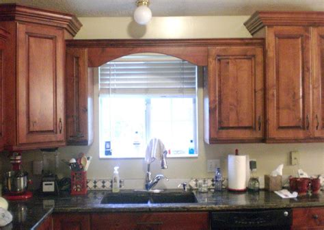 Kitchen Cabinets Valance: Kitchen Cabinet Valance | Kitchen window valances, Kitchen cabinets ...