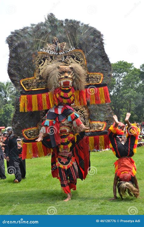 The Art of Reog Ponorogo editorial photo. Image of dance - 46128776