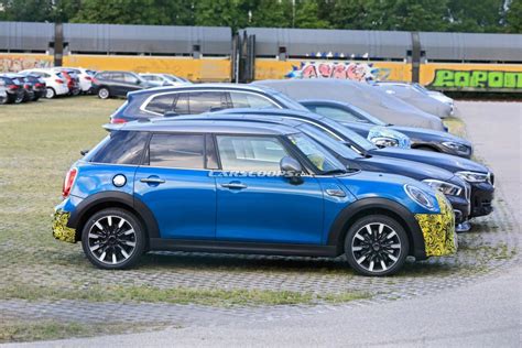 Facelifted MINI Cooper S Plug-In Hybrid Looks Very Familiar | Carscoops