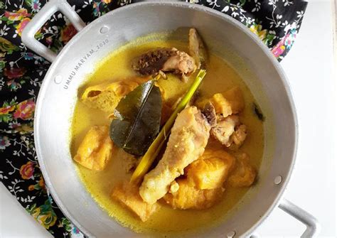 Resep Opor Ayam Bumbu Kuning oleh Ummu Maryam - Cookpad