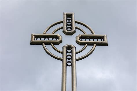 The Papal Cross Killineer