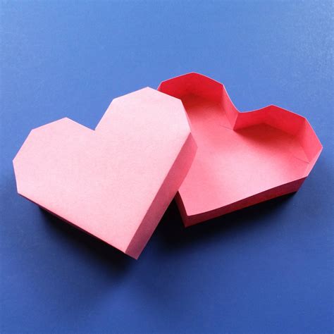 New Easy DIY Heart Box Papercraft for Valentine's Day