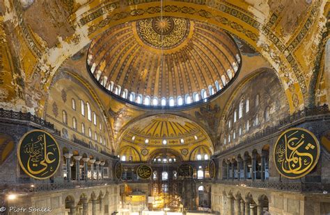 londinoupolis: The Last Divine Liturgy in St. Sophia, Constantinople