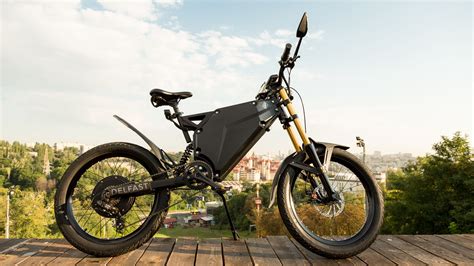 The DelFast e-bike has a 236 mile range, top speed of 35 mph, and plenty of smart features, es ...