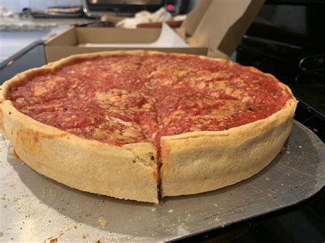 Chicago style "Stuffed" Pizza made out of my home! : r/asauce