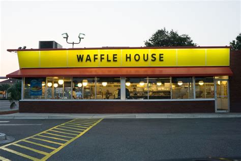 What is Waffle House Franchise Cost in 2023?