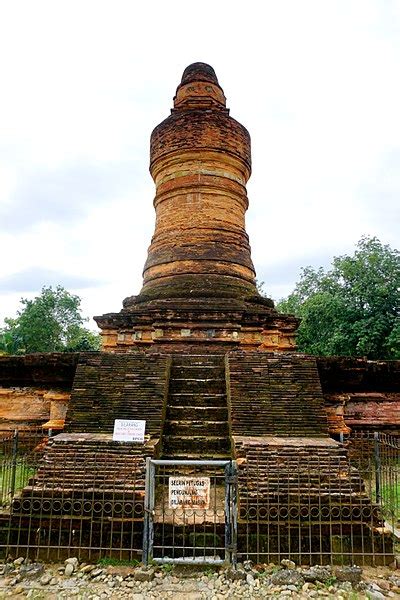 5 Candi Peninggalan Kerajaan Sriwijaya Di Indonesia - WMDD