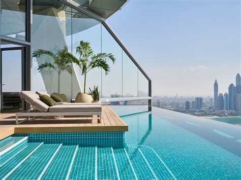 AURA Skypool in Dubai | Bar & Pub Reviews | Nightlife | Time Out Dubai