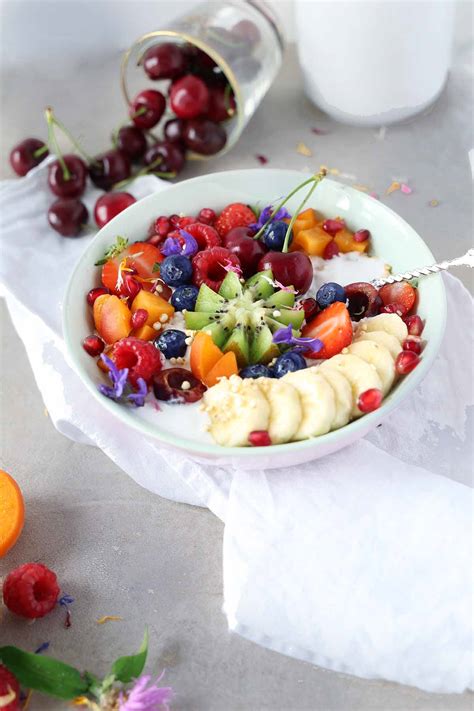 Easy coconut milk Oatmeal with fruits | Vanillacrunnch | Food & Lifestyle Blogger