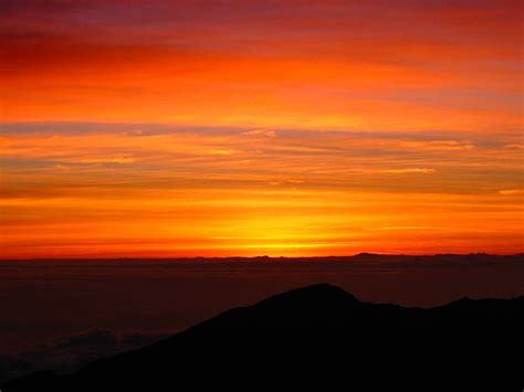 Photography by Richard Ritari - Mount Haleakala Sunrise - 5:40 AM