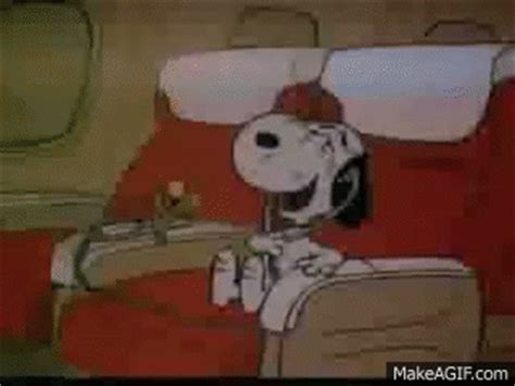 Snoopy Laughing on Make a GIF