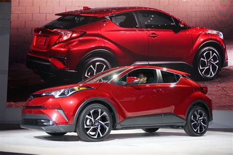 Another tiny SUV? No AWD for 2018 Toyota C-HR subcompact crossover