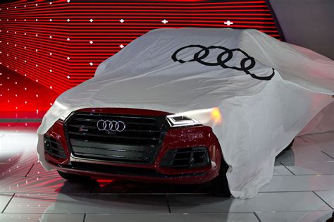 Audi Q8 SUV at Detroit: Price, Specs, Electric Hybrid Plug-In | BloombergNEF