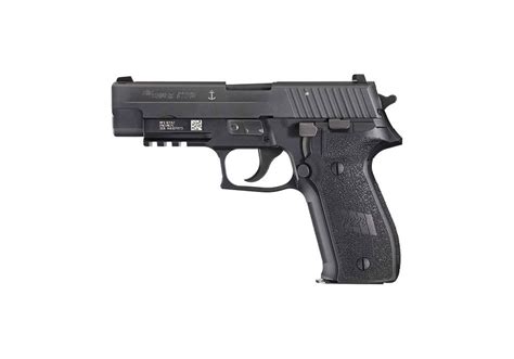 U.S. Navy SEAL Pistol P226 MK25 | SIG SAUER