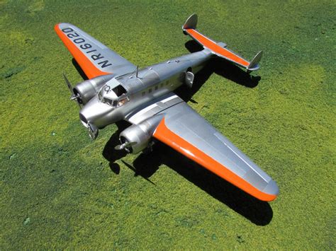 Wings of Intent: Lockheed Electra 10E Amelia Earhart, Special Hobby short run 1/72