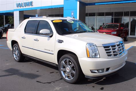 Pre-Owned 2013 Cadillac Escalade EXT Premium AWD Crew Cab Pickup