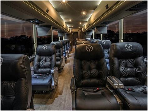 Bus & Coach - Smart Move . Luxury coach service launches Houston-Austin ...