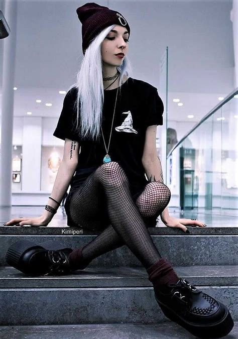 Outfit style dark grunge style, alternative fashion, alternative rock, grunge fashion, street ...