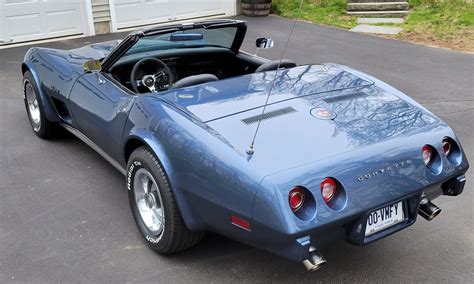 Corvette Convertible - Cars-On-Line.com