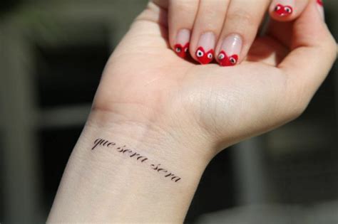 Frasi spagnole, idea tatuaggio polso, scritta in spagnolo sul braccio | Tatuaggi polso, Idee per ...