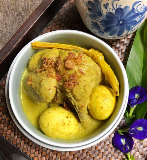 Opor Ayam Kuning: Chicken in Turmeric & Coconut Milk - Cook Me Indonesian