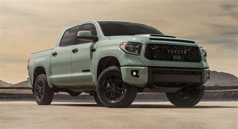 Green Toyota Tundra 2023