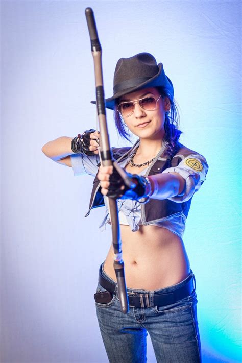 TF2 Female Sniper Cosplay : r/PrettyGirls