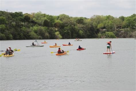 Get Your Austin Kayak on With Customer-Focused Local Business