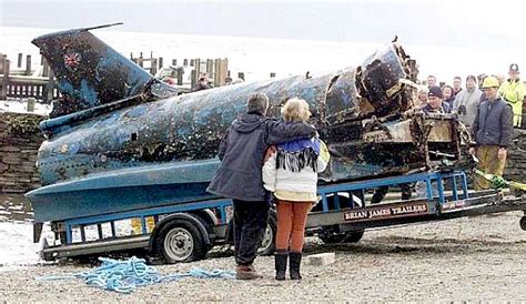 DONALD CAMPBELL CBE REST IN PEACE BLUEBIRD K7 SALVAGE OPERATION RECOVERY BODY LAYING TO REST ...