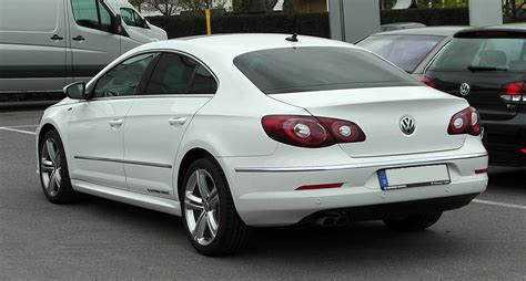 File:VW Passat CC R-Line – Heckansicht, 7. April 2011, Velbert.jpg - Wikimedia Commons