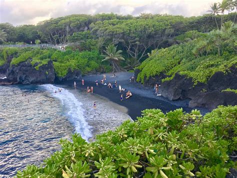 Waiʻanapanapa State Park in Maui - Sax Family Travels